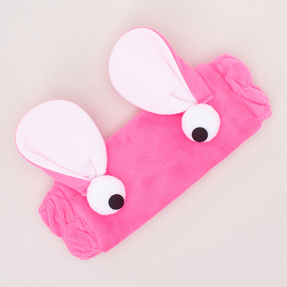 

these are simple yet fashionable beautiful hair accessories which are