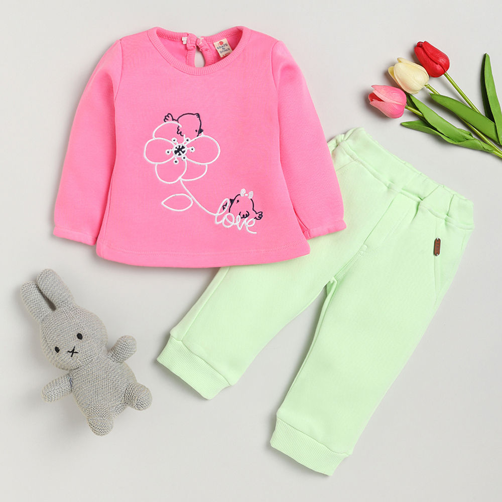 

features top material 100 cotton bottom material 100 cotton fit