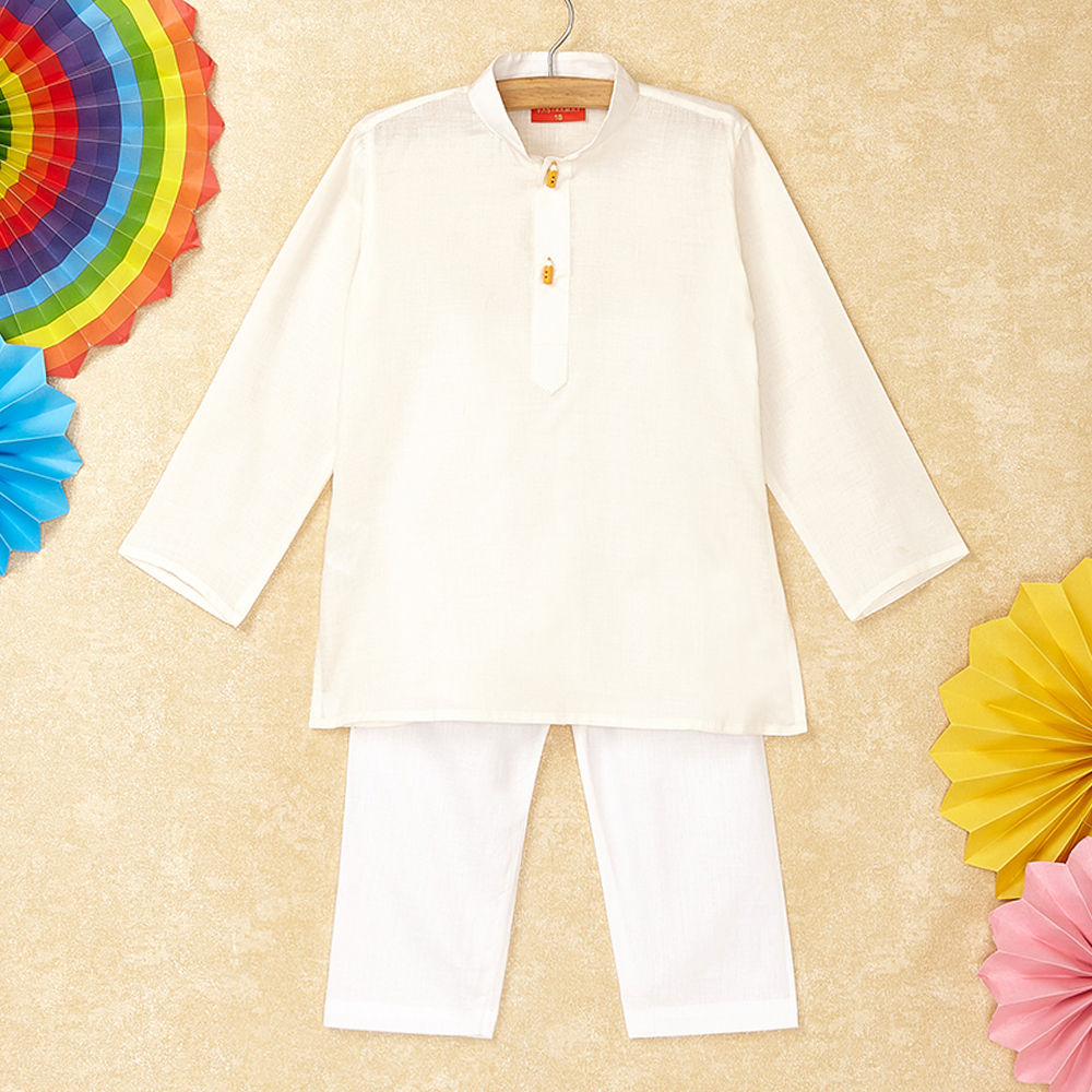 

features material 100 silk fit type slim the actual product