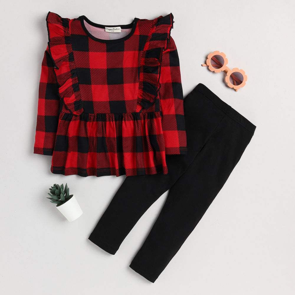

features top material 100 polyester bottom material 95 cotton 5