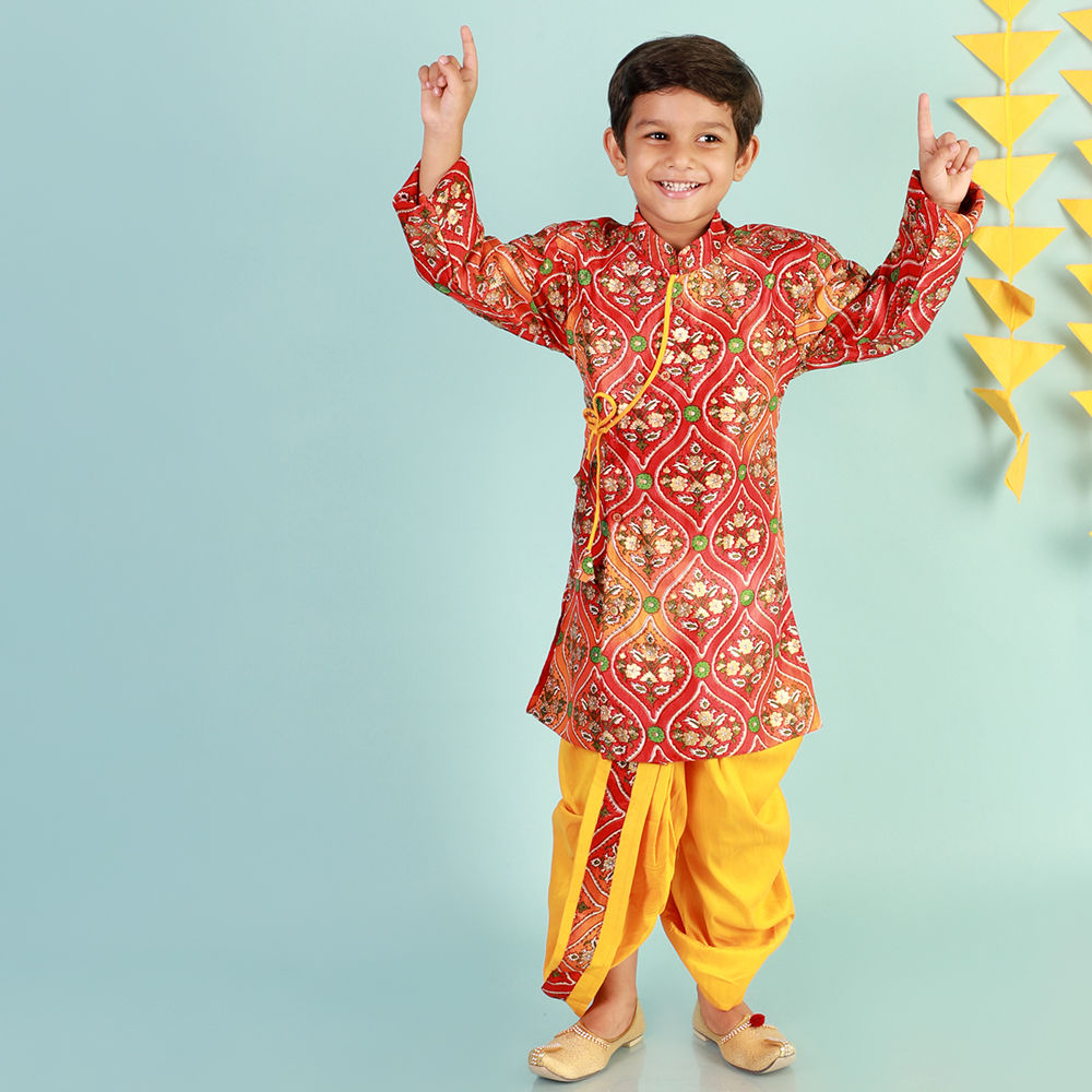 

features material silk blend fit type regular the actual product