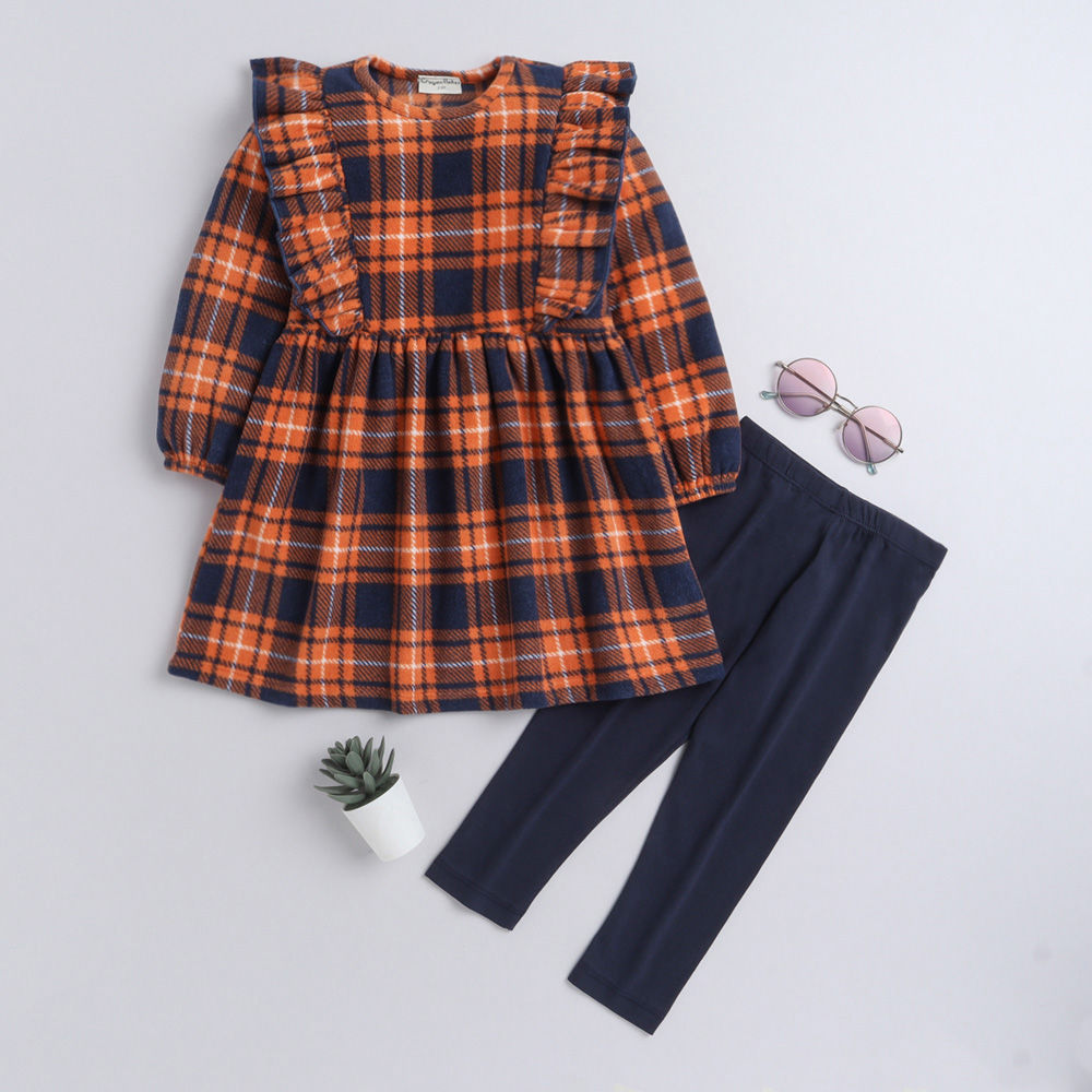 

features upper material 100 polyester bottom material 95 cotton 5
