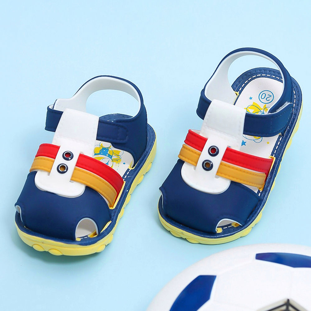 

features upper material 100 pur sole type 100 rubber the
