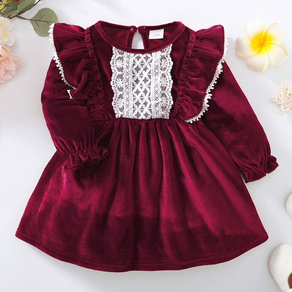 

features material 95 polyester 5 spandex fit type regular the