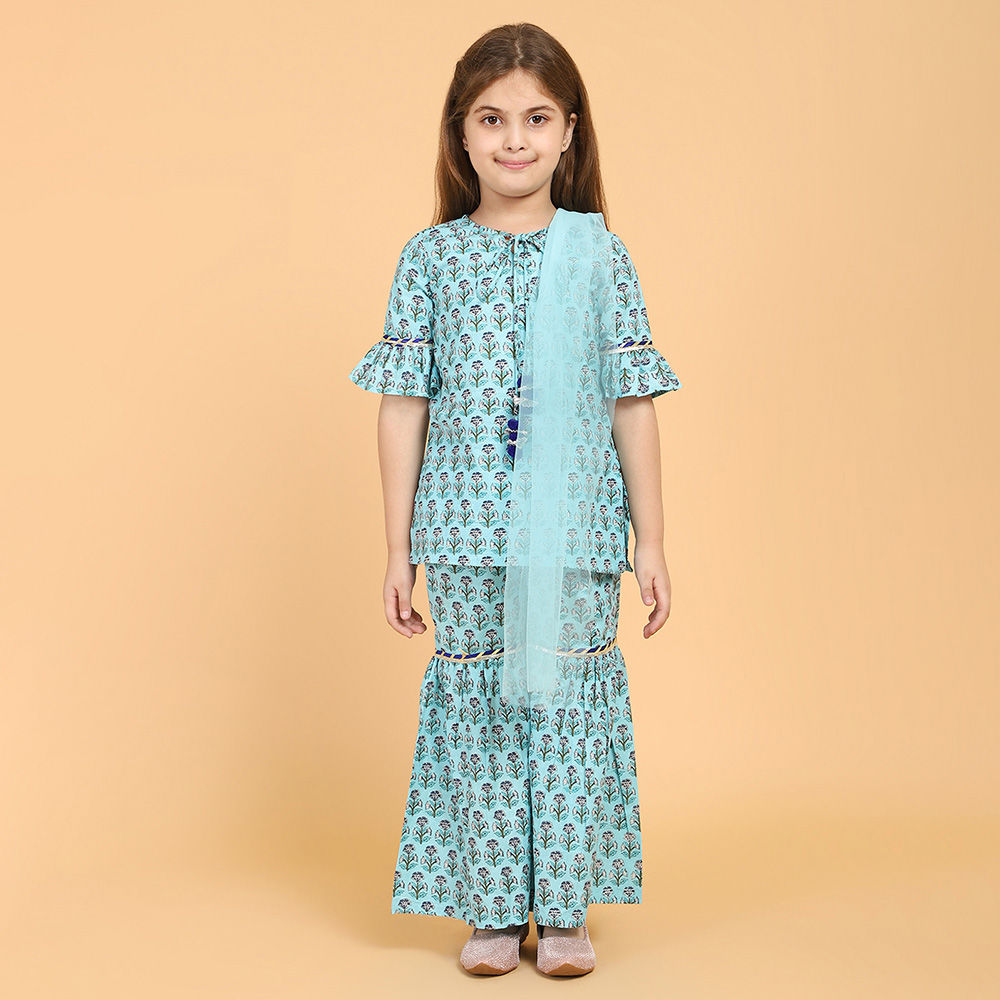 

features material 100 cotton fit type slim the actual product