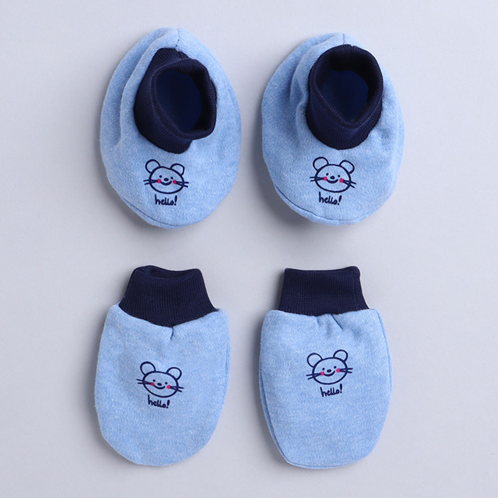 

soft gentle knitted cotton mittens set for the little one