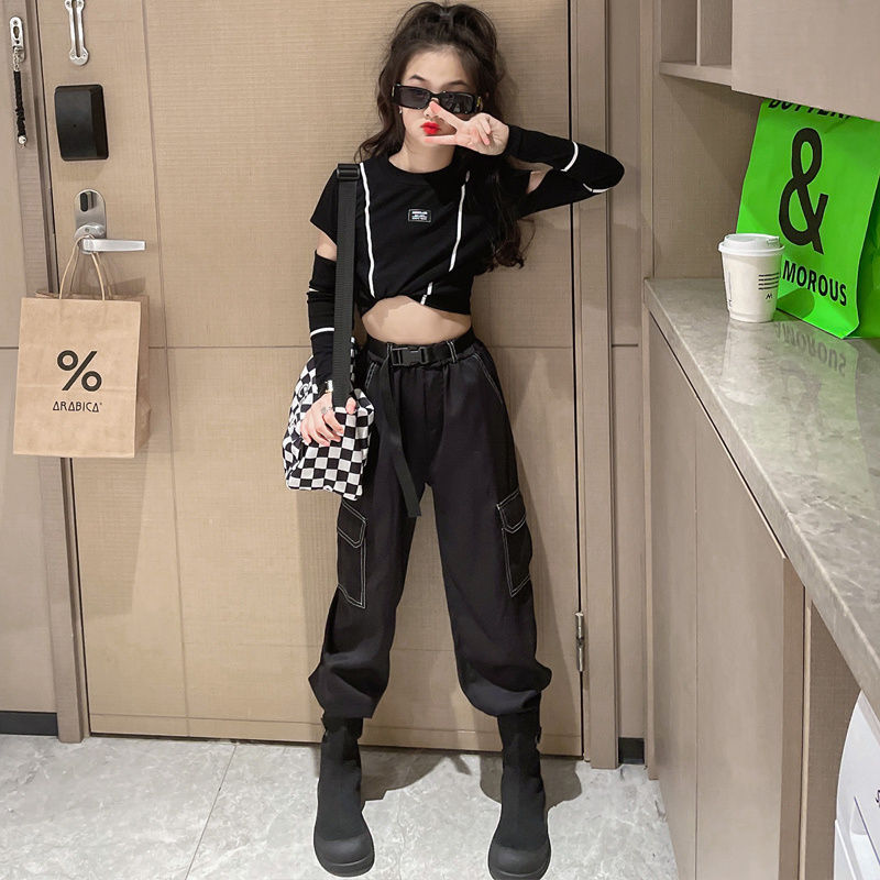 

features top material 100 polyester bottom material 100 polyester fit