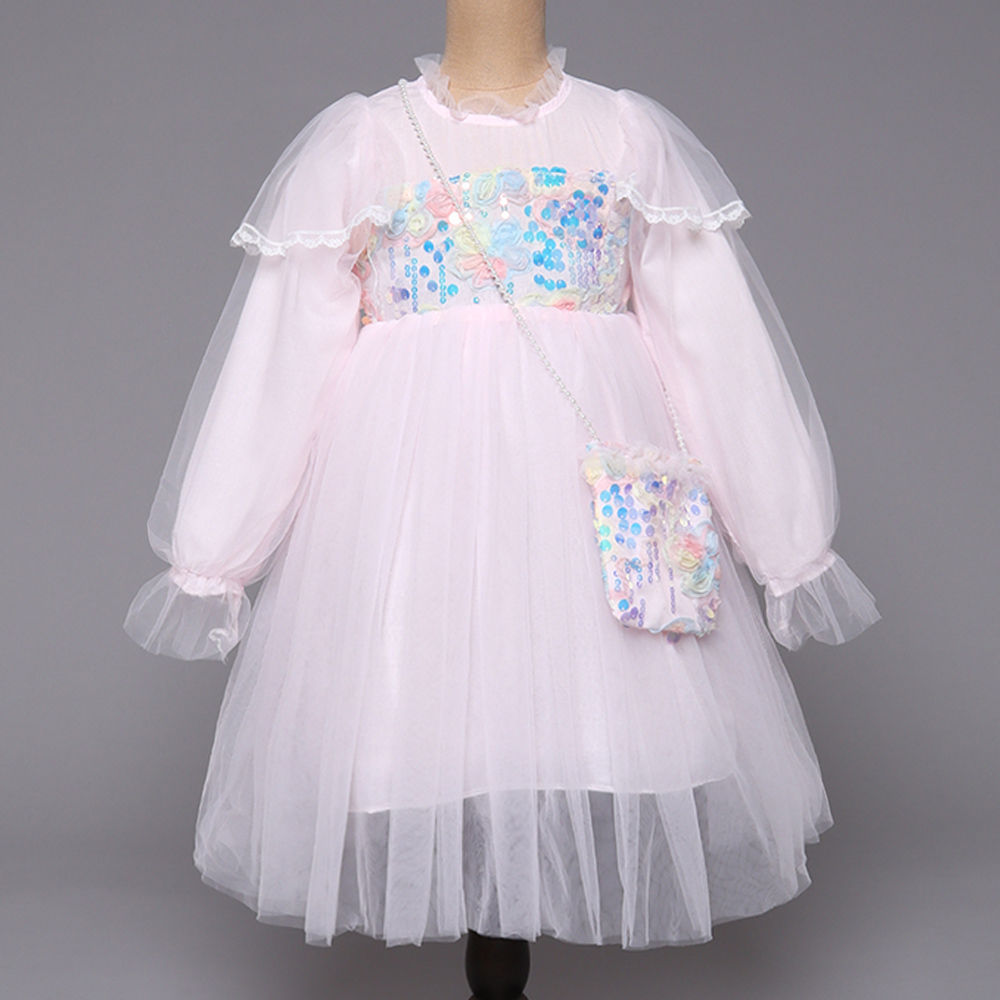 

features material 100 polyester the actual product may differ slightly