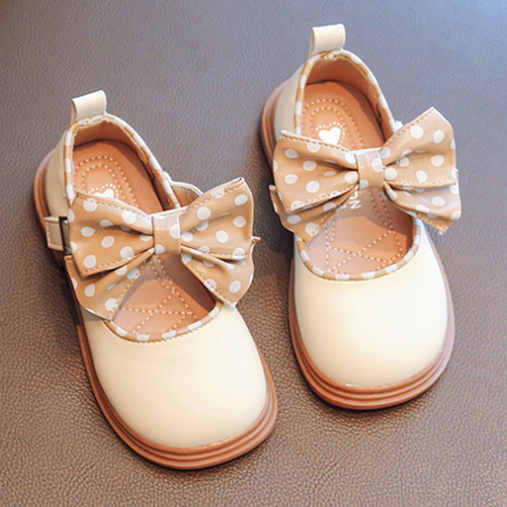 

features upper material 95 tpr 5 pu sole material 95