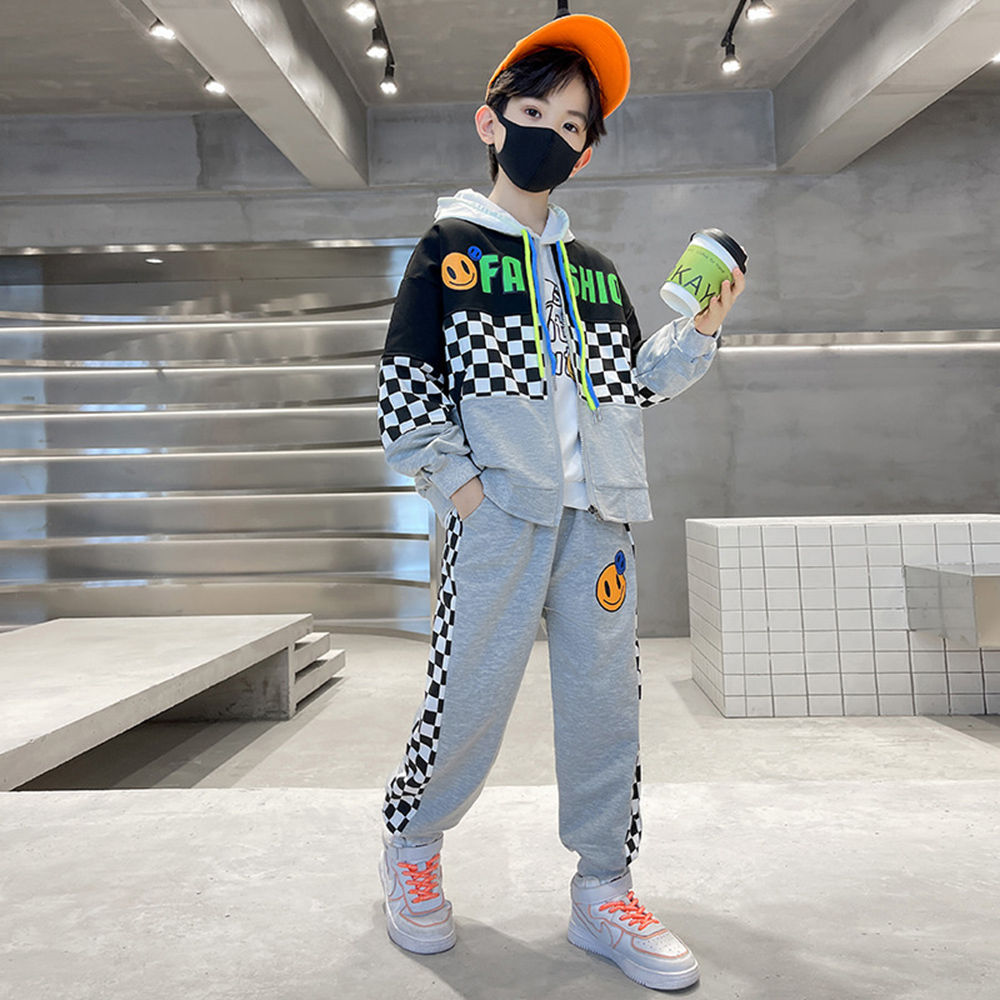 

features material 100 polyester fit type loose the actual product