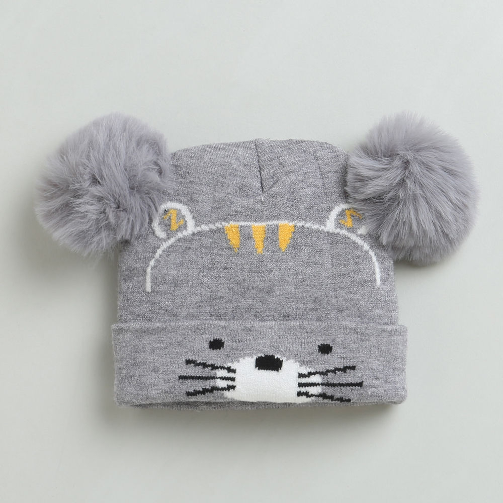 

features material woollen the actual product may differ slightly in