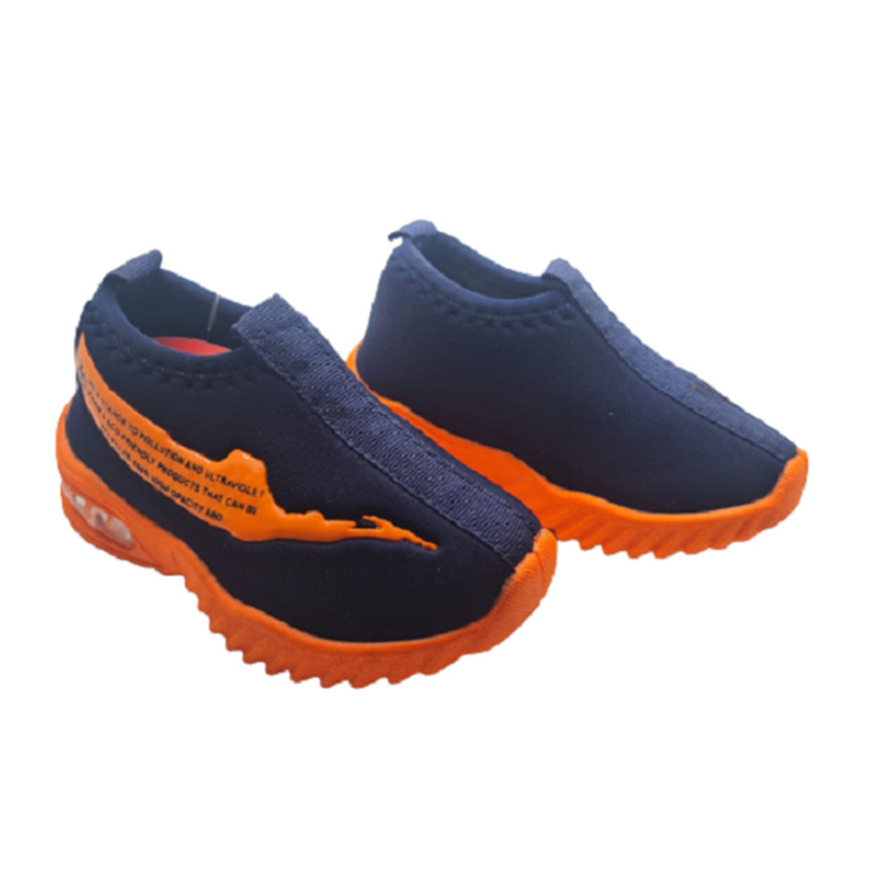 

features upper material 95 pu 5 rubber sole material synthetic