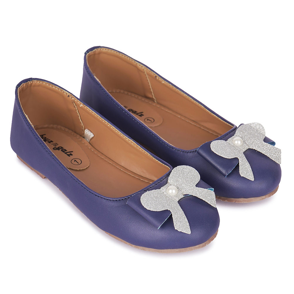 

features upper material 100 synthetic pu sole material 100 tpr