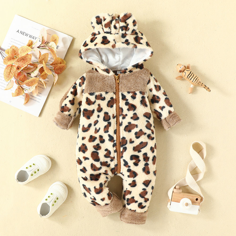 

features material 95 polyester 5 spandex fit type regular the