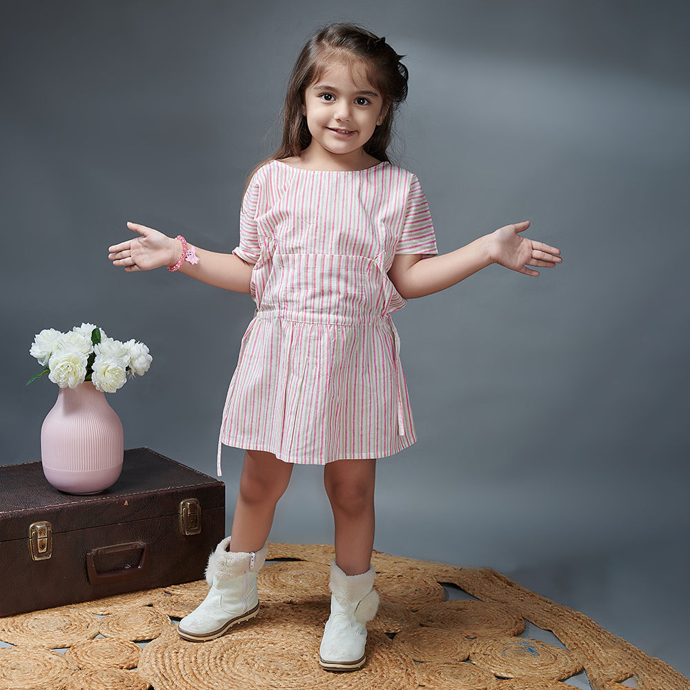 

features material 100 cotton the actual product may differ slightly