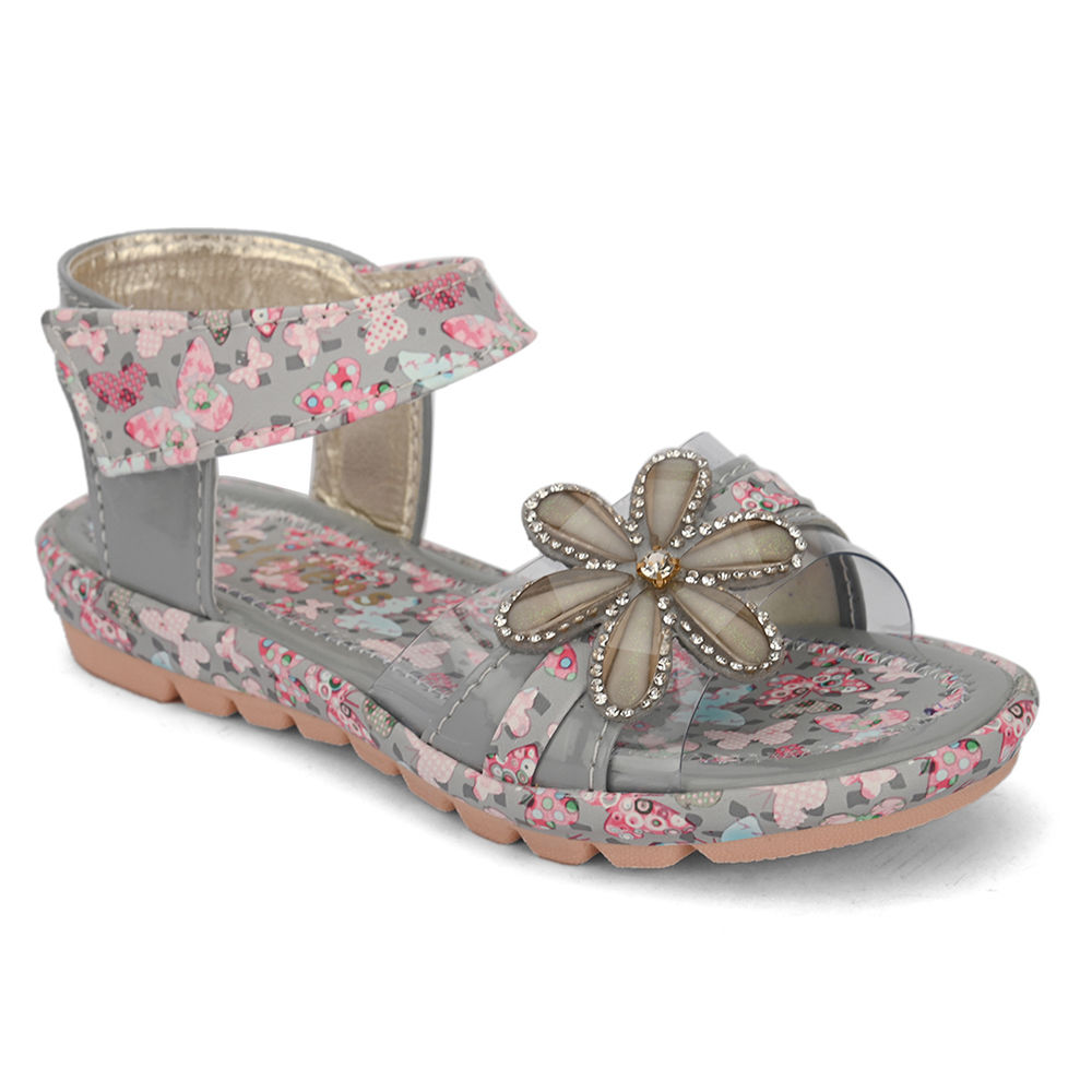 

features upper material 100 pvc sole material 100 synthetic the
