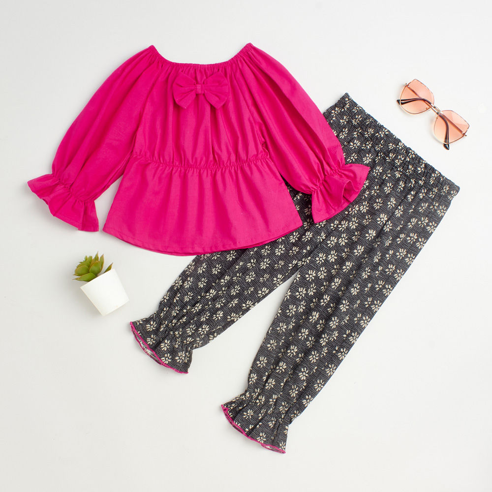 

features top material 100 cotton bottom material 100 cotton fit