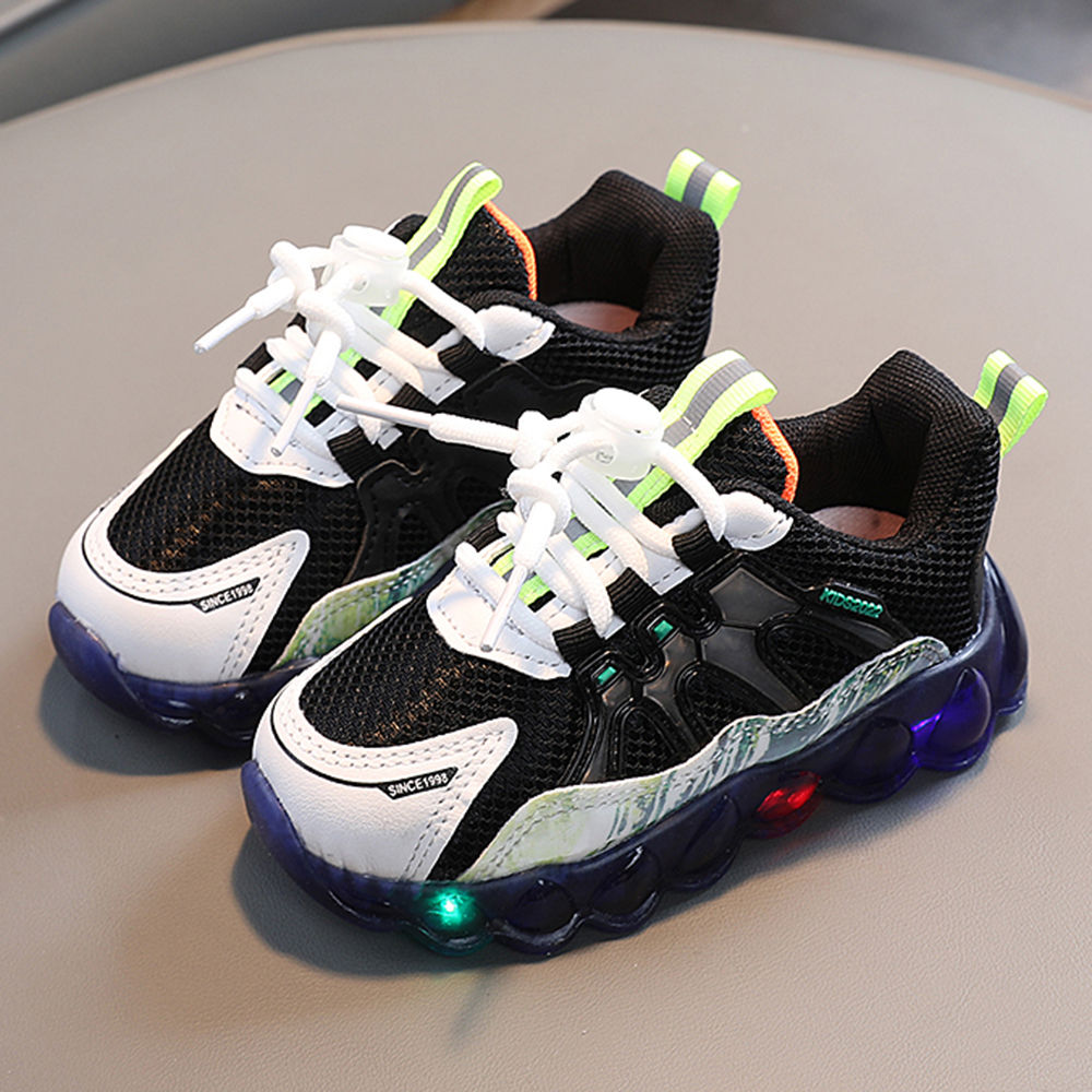 

features upper material 50 mesh 50 pu sole material 100