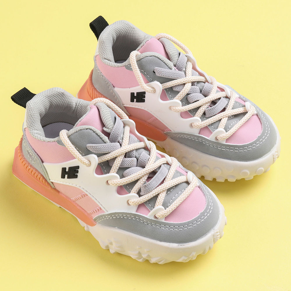 

features upper material 100 suede sole material padded the actual