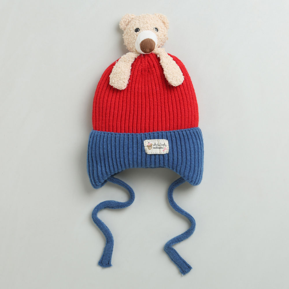 

features material woollen the actual product may differ slightly in
