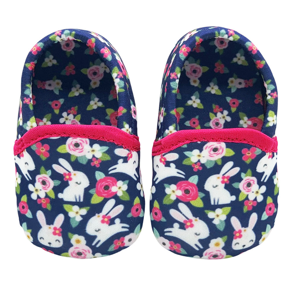 

features upper material 100 fabric sole material 100 eva the