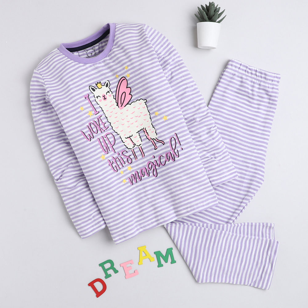 

features top material cotton blend bottom material cotton blend fit