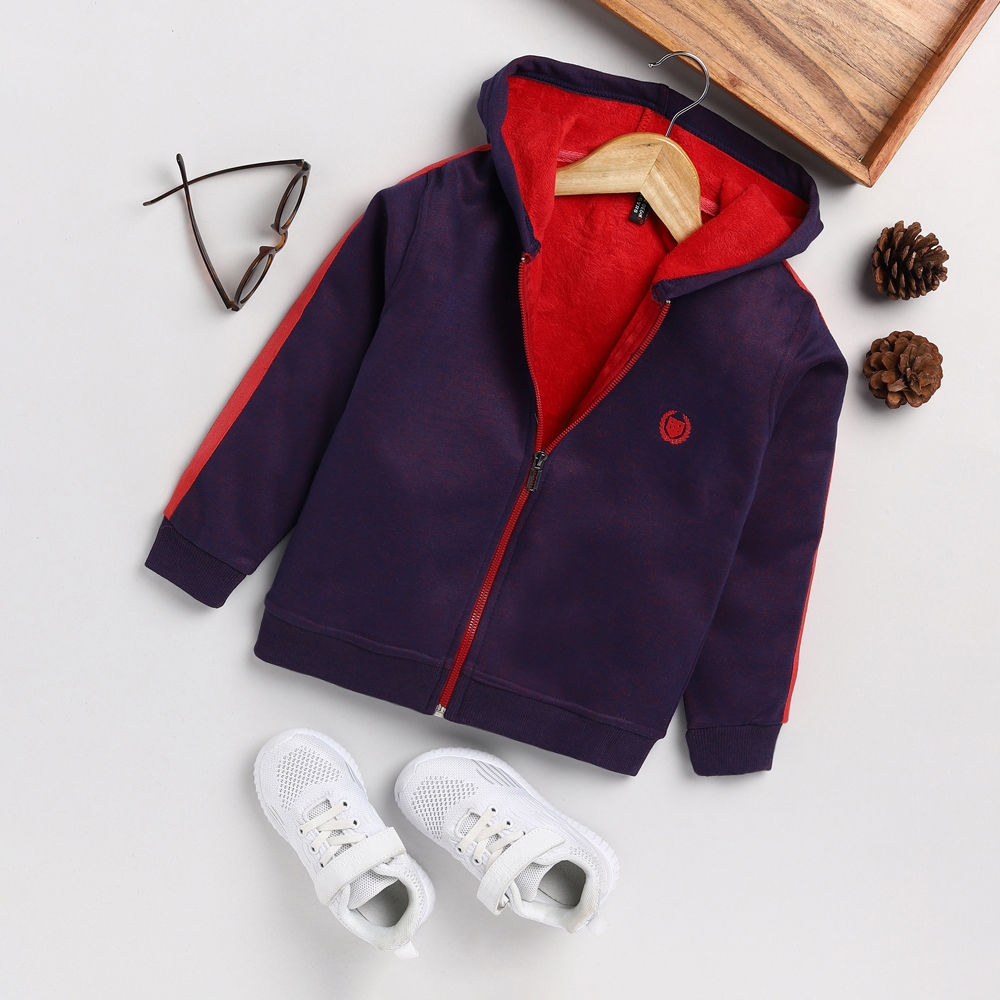 

features material 52 cotton 48 polyester fit type slim the