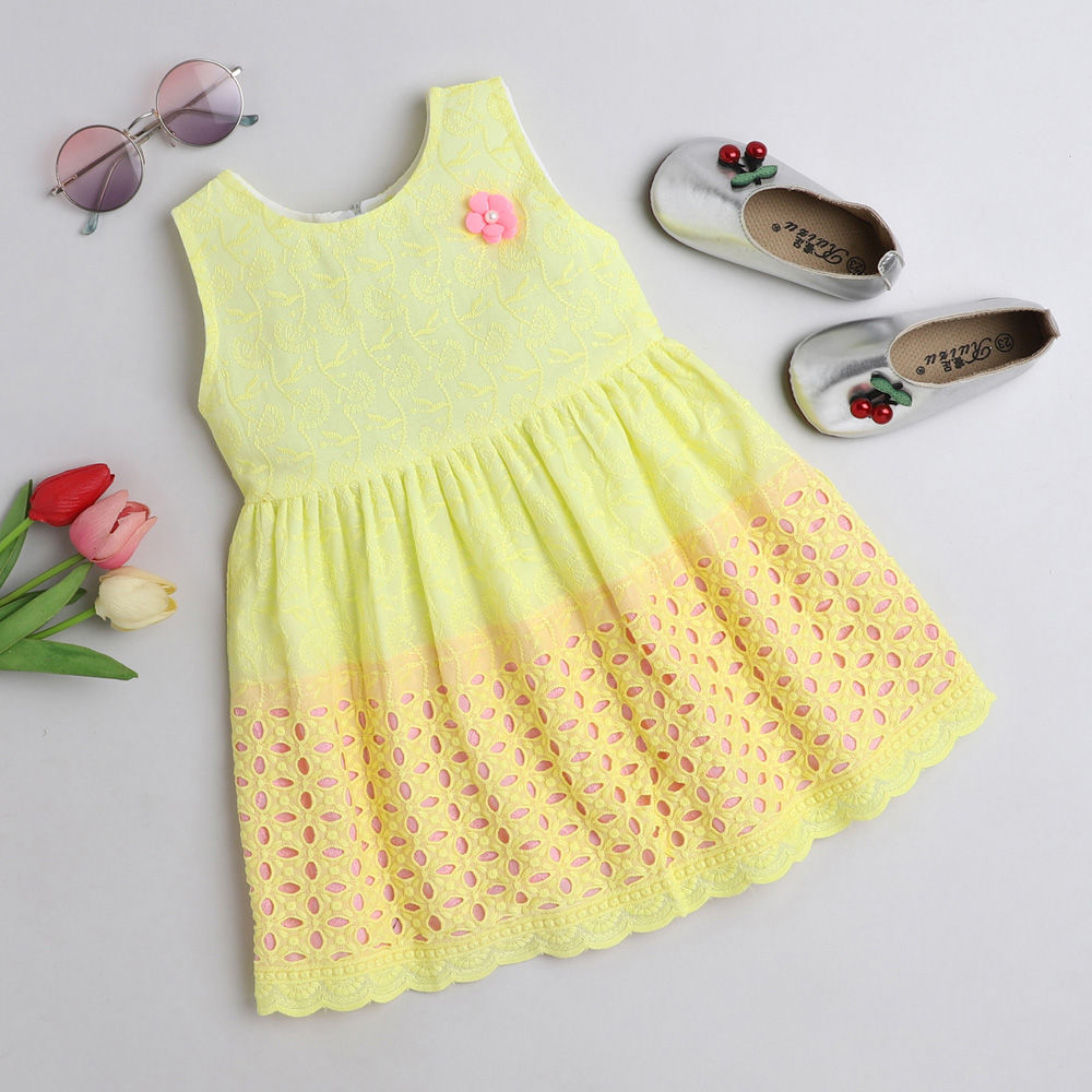 

features material 40 cotton 60 polyester fit type slim the