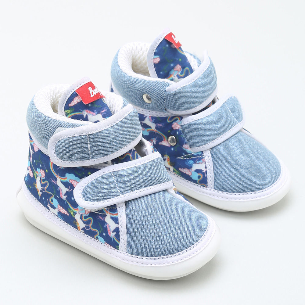 

features upper material 100 cloth sole material 100 padded the