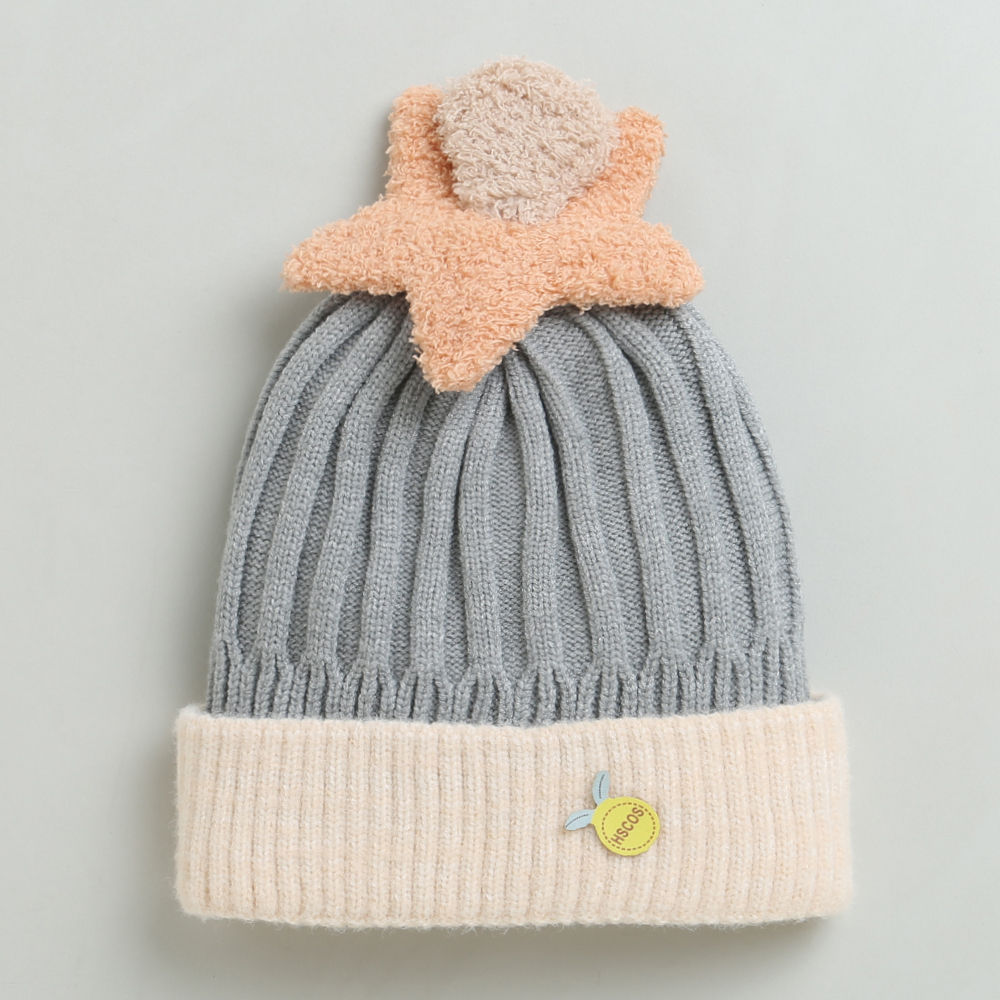 

features material woollen the actual product may differ slightly in
