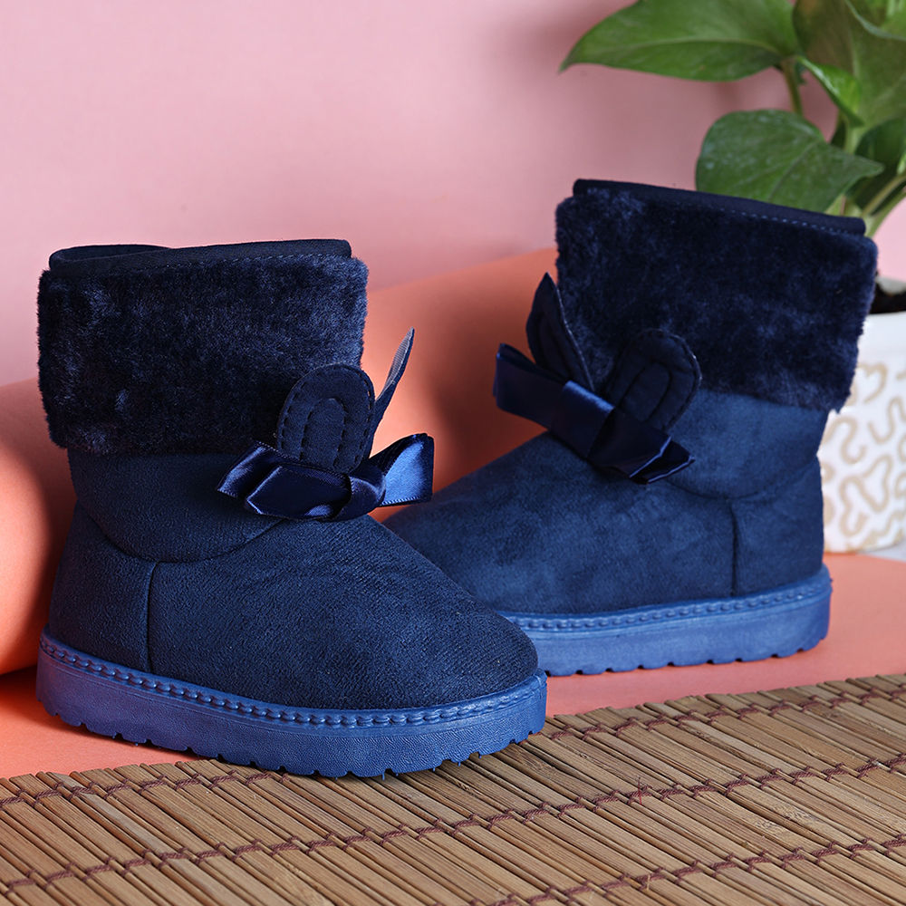 

features upper material suede sole material eva the actual product