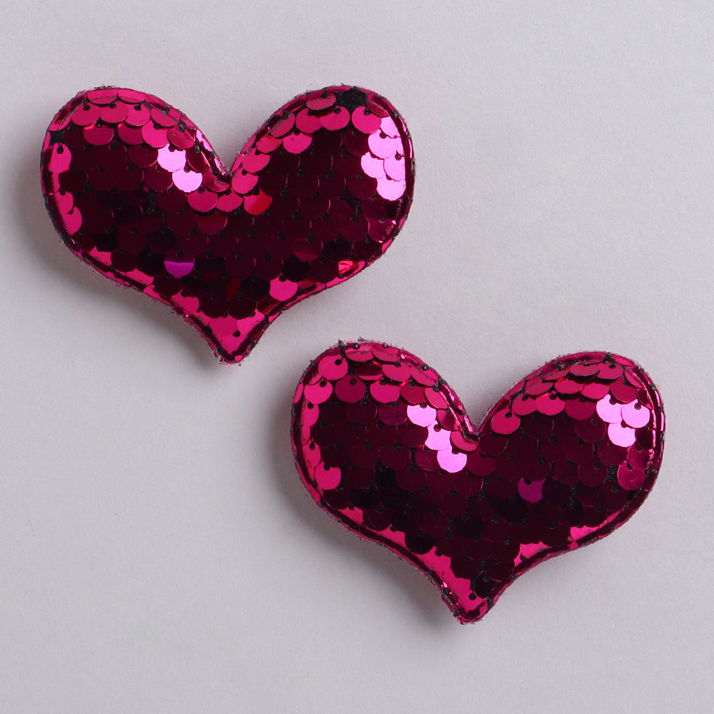 

the translucent hue of these crystal hairclips and simple design