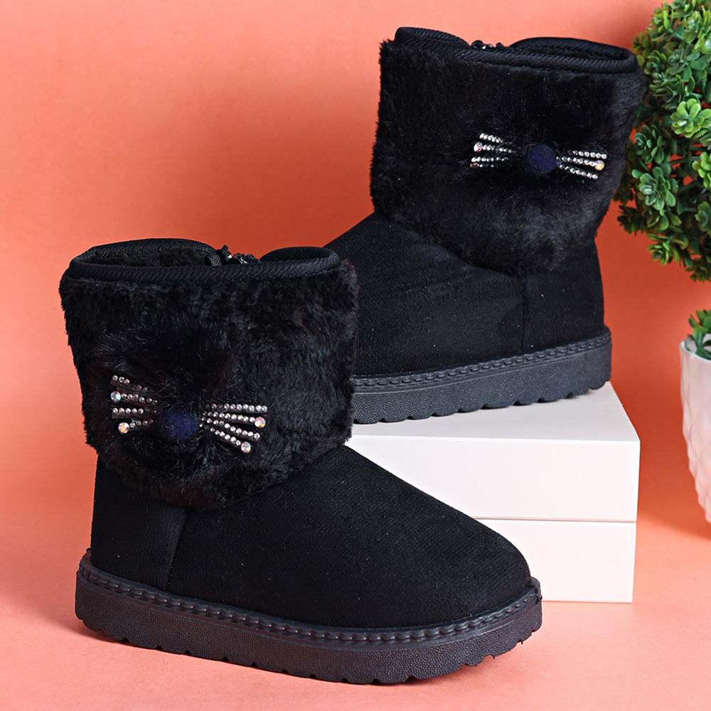 

features upper material suede sole material eva the actual product