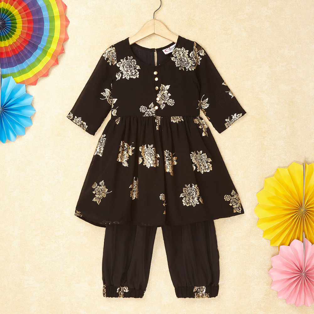 

features material 85 polyester 15 viscose fit type slim the