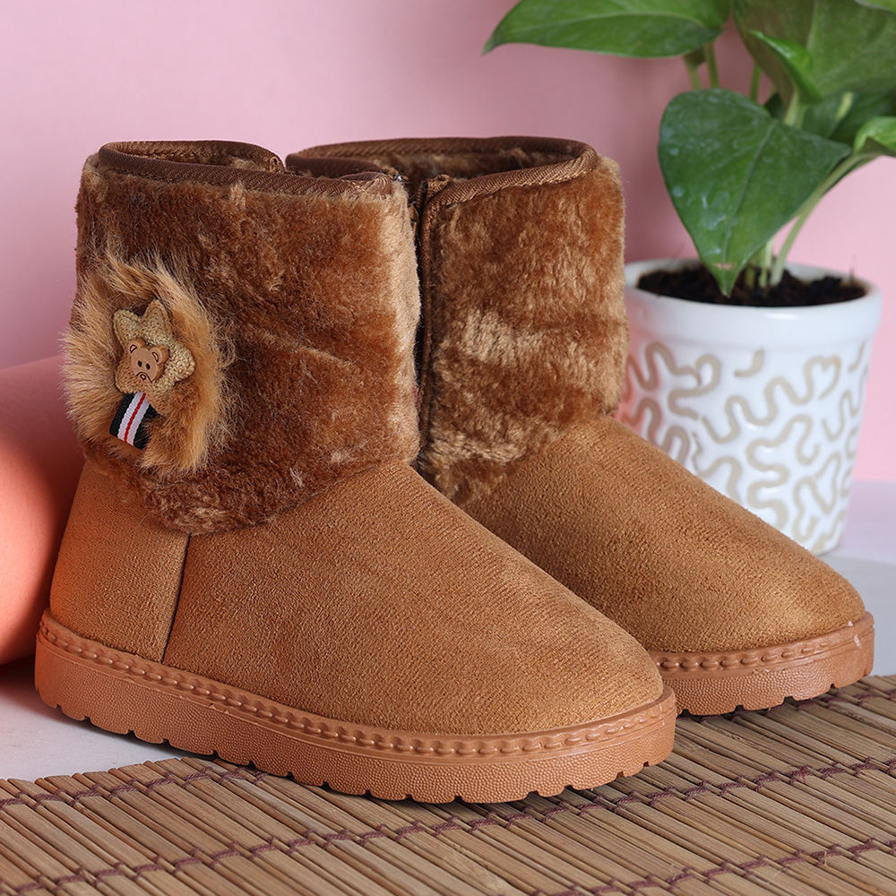 

features upper material suede sole material eva the actual product