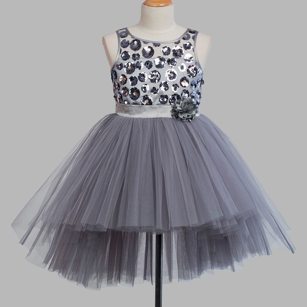 

features material 70 polyester 30 cotton fit type slim the