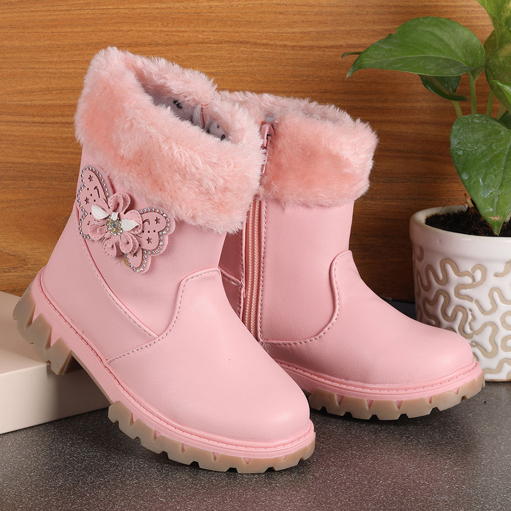 

features upper material suede sole material eva the actual product