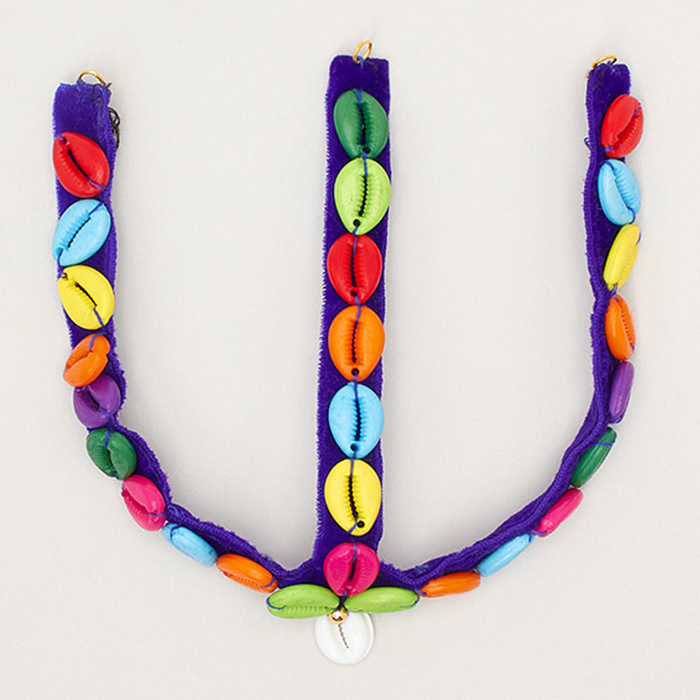 

these are simple yet fashionable beautiful hair accessories which are