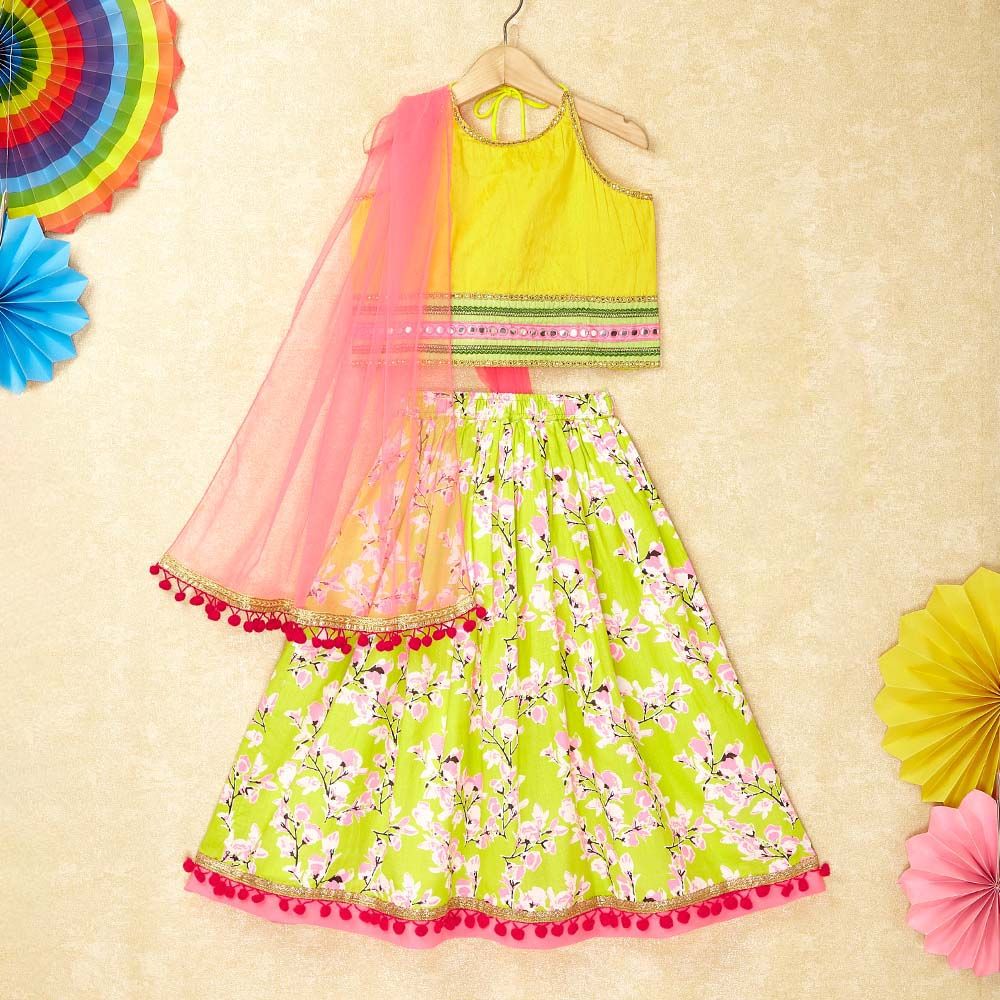 

features material 80 polyester 20 cotton fit type slim the