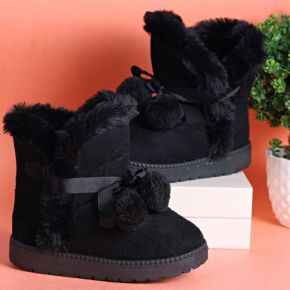 

features upper material suede sole material eva the actual product