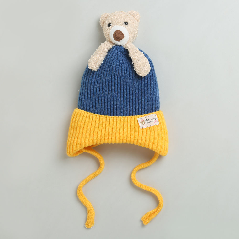 

features material woollen the actual product may differ slightly in
