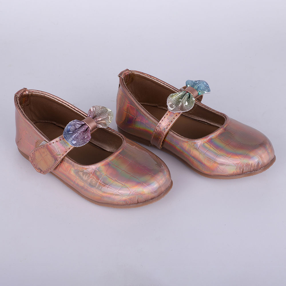 

features upper material synthetic pu sole material eva the actual