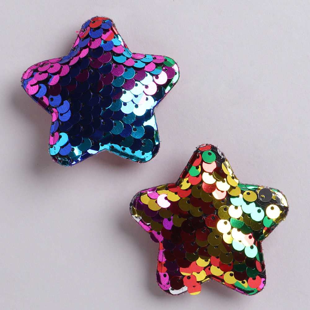 

the translucent hue of these crystal hairclips and simple design