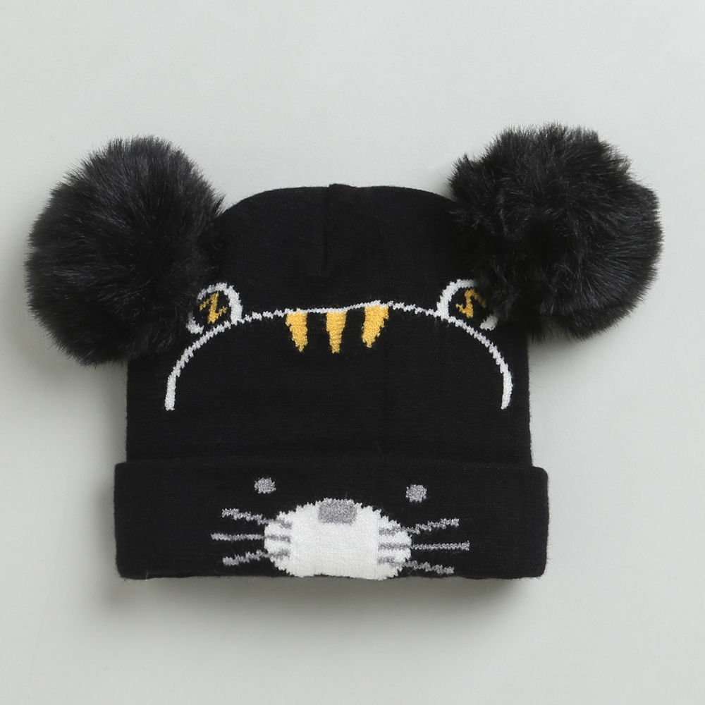 

features material woollen the actual product may differ slightly in