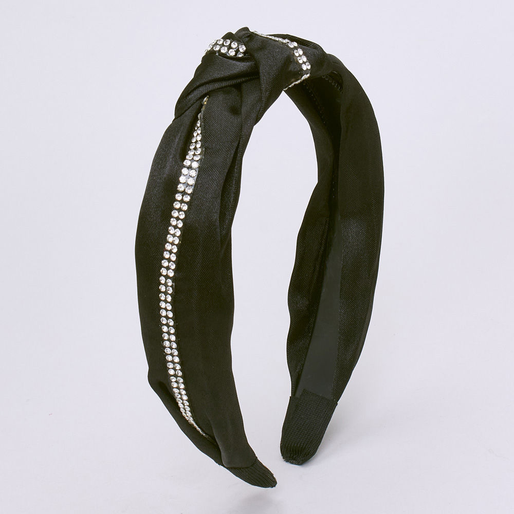 

party wear everyday wear accessory includes a high quality hairband