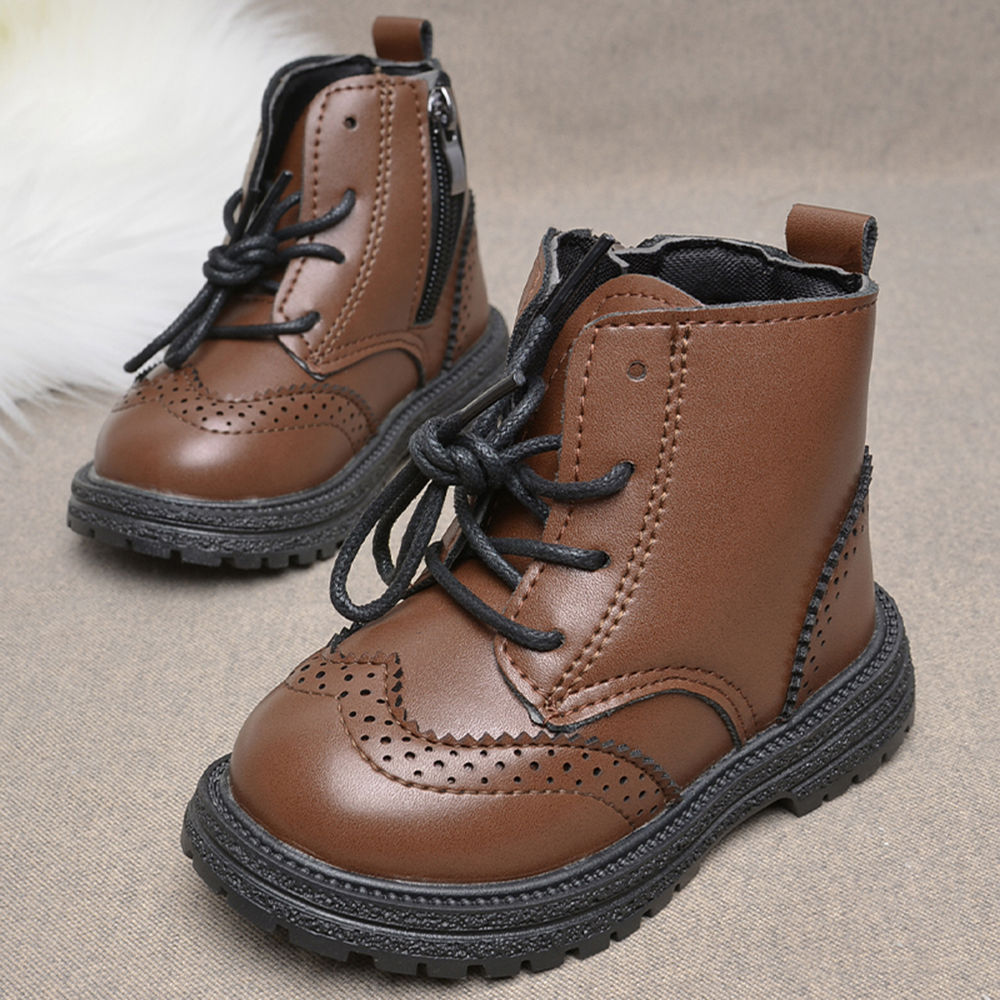 

features upper material 100 synthetic pu sole material 100 rubber