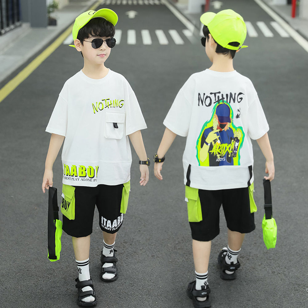

features top material 50 cotton and 50 polyester bottom material