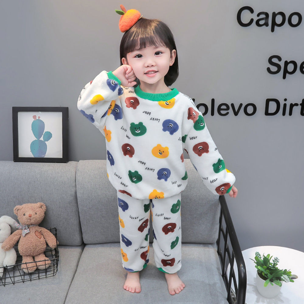 

features top material 100 polyester bottom material 100 polyester fit