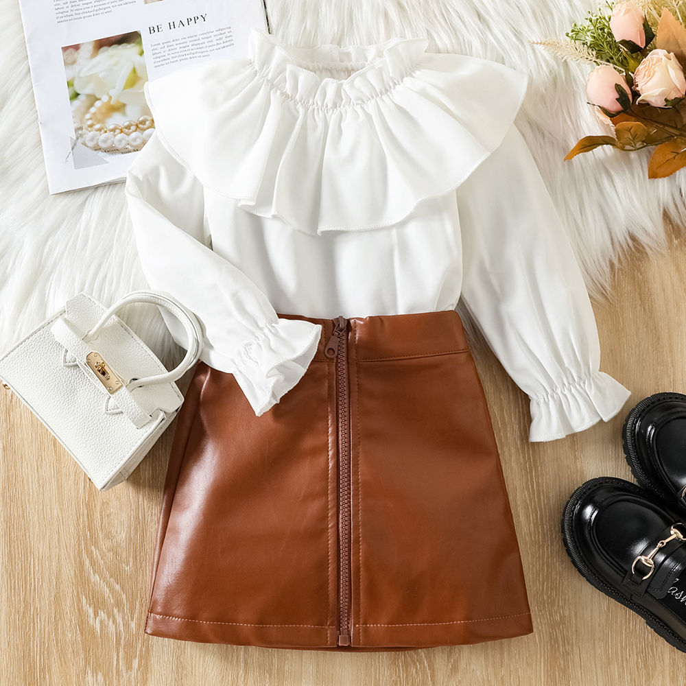 

features top material 100 polyester bottom material 100 pu fit