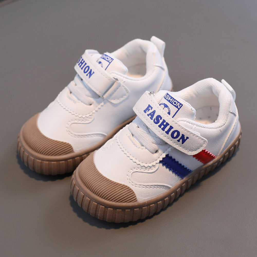 

features upper material 100 pu sole material 100 rubber the